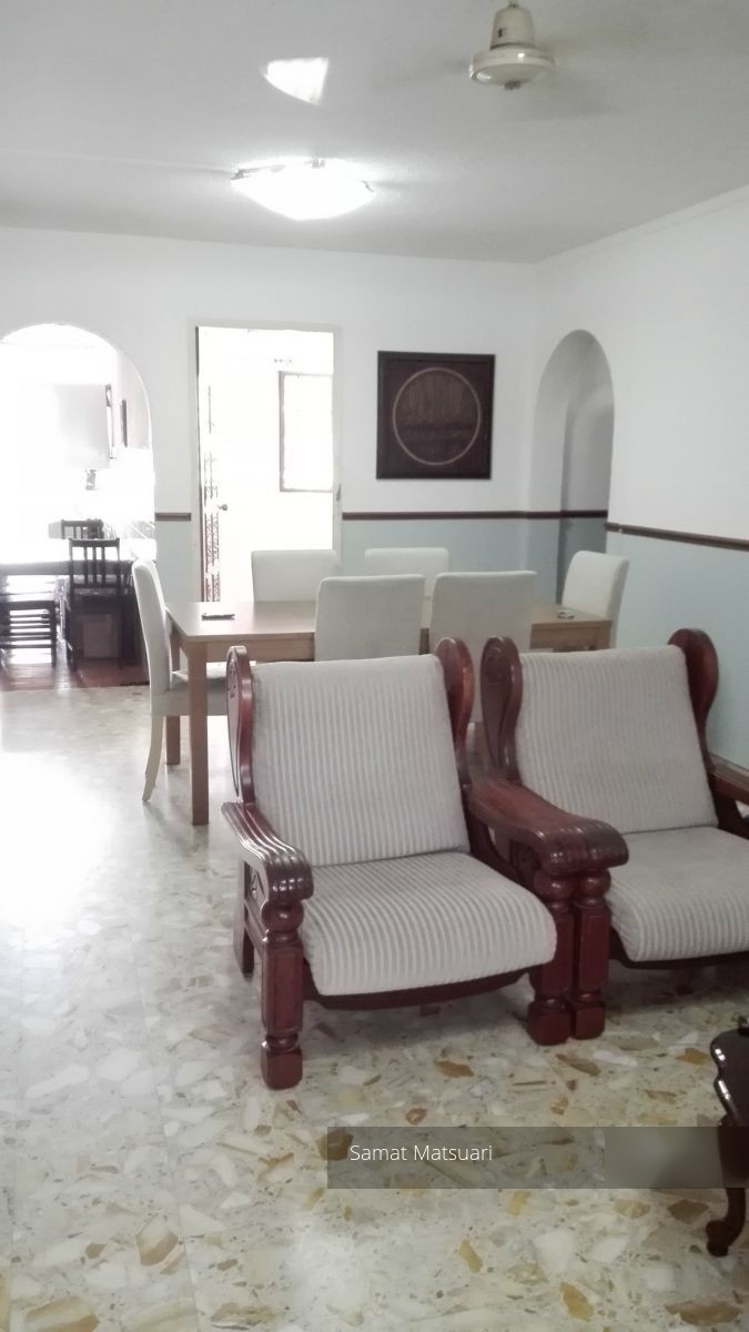 Woodlands Street 13 thumbnail photo